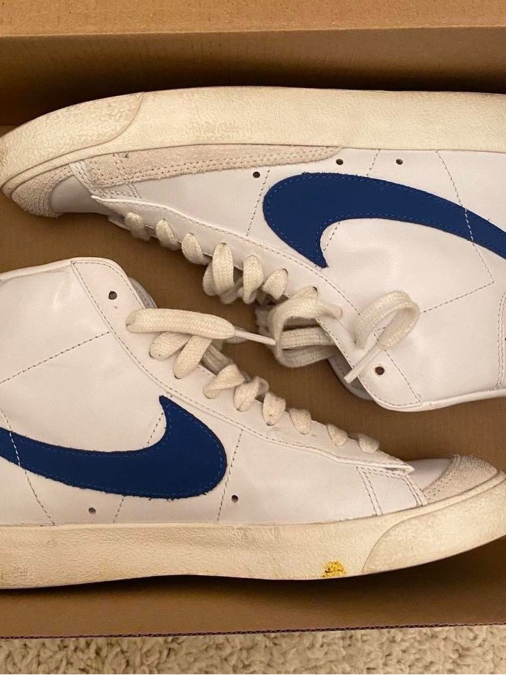 Nike Blazer Mid '77 trainers